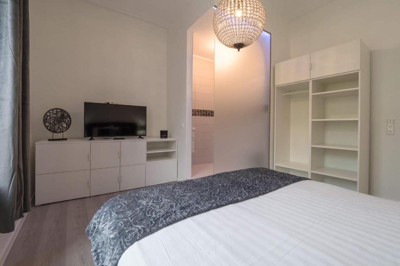 Executive Double Room With En-Suite City Centre In Guest House R1 Lüksemburg Dış mekan fotoğraf